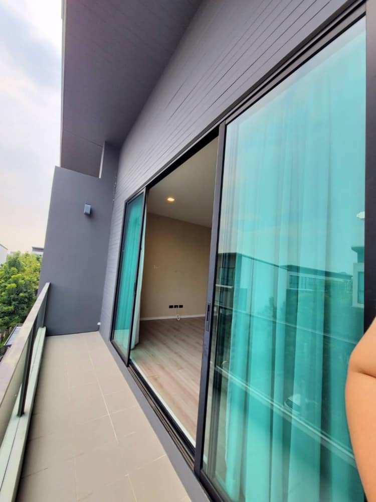 BAAN KLANGMUANG VIPHAVADEE 64