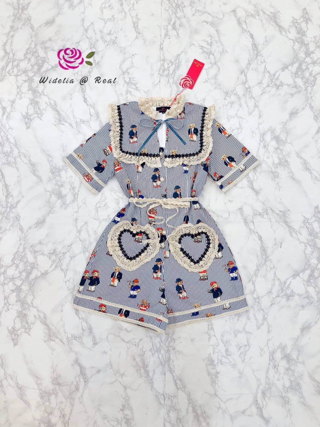 Vintage Jumpsuit จั้มสูทขาสั้นแสนสวย ผ้าลายน้องหมีน่ารักมากๆ