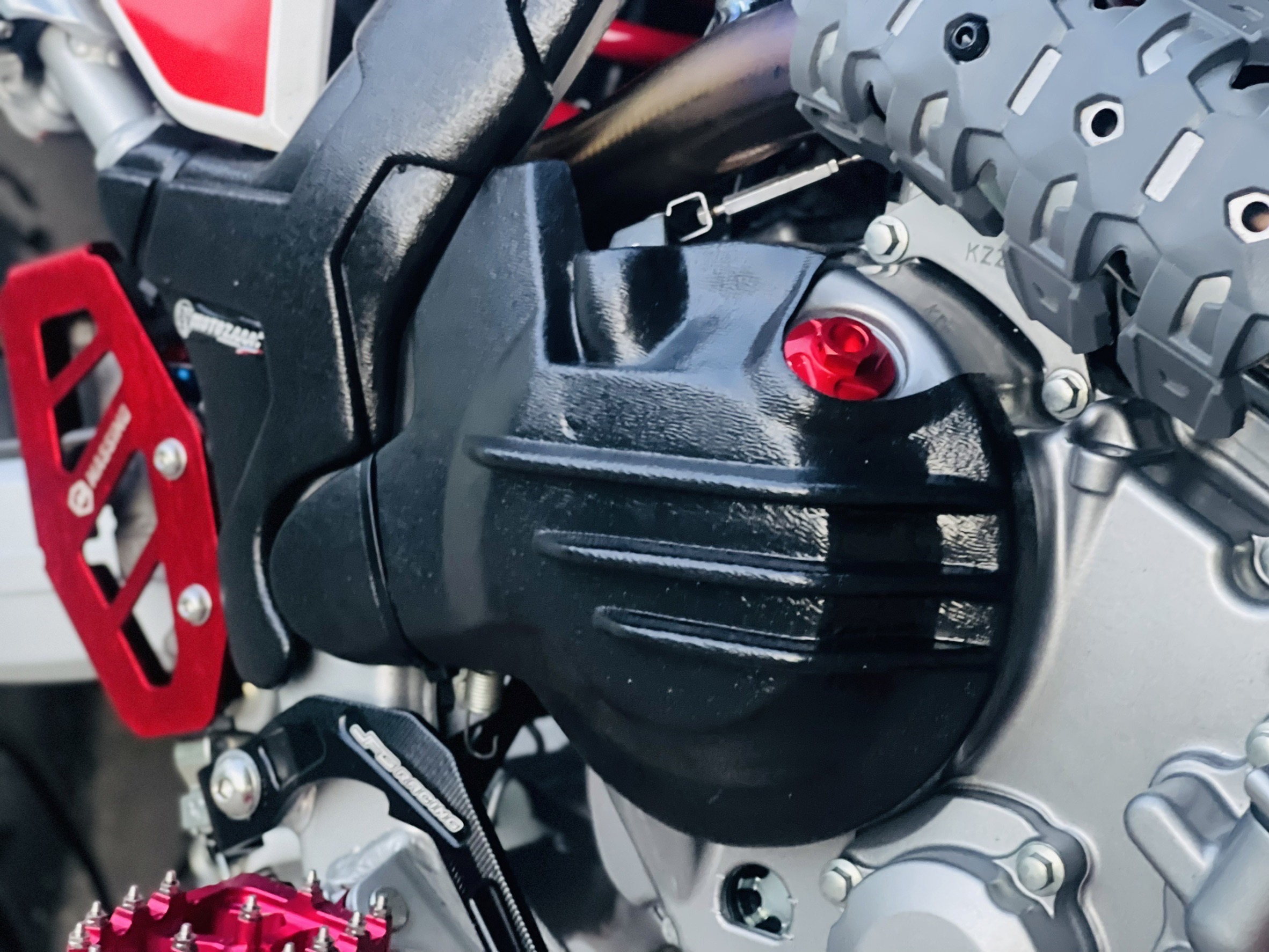 ชุดครอบเฟรม+ครอบเครื่อง CRF300L 1,500฿ MOTOZAAA