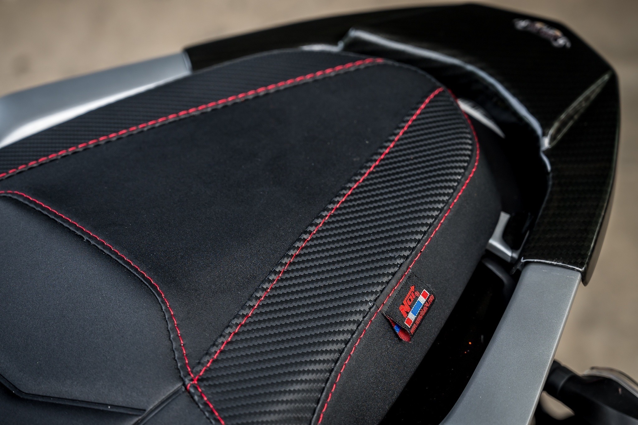 ชุดแต่งมอเตอร์ไซด์ไฟฟ้าAJ Z3 1.ชิวหน้า Windshield Z3 890฿ 2.ครอบ อกซ้าย/ขวา Front cover side fairing Z3 1700฿ 3.ครอบเฟรม Chassis cowl Z3 1350฿ 4.ครอบบังโคลนหน้า Front fender cover Z3 1400 5.ครอบแฟริ่งข้าง Under cover side fairing Z3 1400฿ 6.ครอบมือจับท้าย