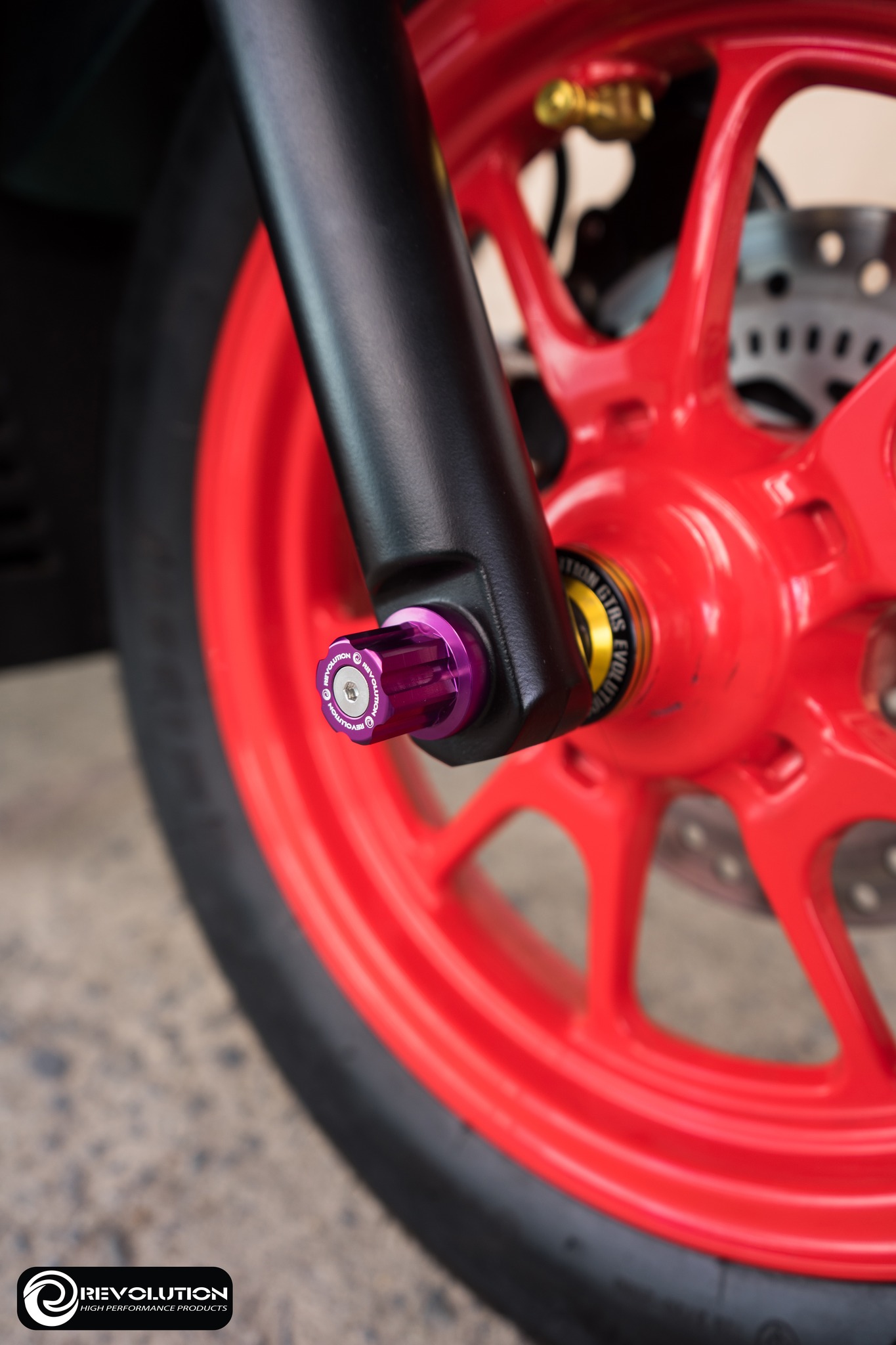 แกนล้อหน้า (สแตนเลส) REVOLUTION GIORNO+ LEAD125 PCX 160 - เงิน- แดง- ทอง-ดำ- เขียว-น้ำเงิน-ส้ม-ม่วง-ชมพู ราคา 580 บาท/ชุด