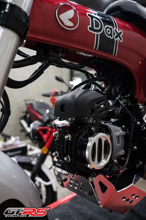 ชุดฝาปิดฝาสูบ+ฝาปิดตั้งวาล์ว+อคริลิค GTRS ST-125Dax/GROM : MSX-125/MONKEY-125 (5 เกียร์) ราคา 2,950 บาท/ชุด