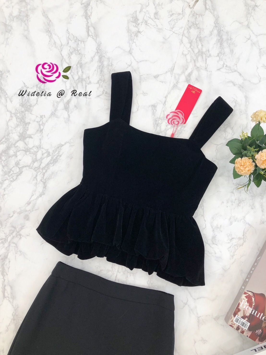 Korea Set เสื้อสายเดี่ยวกับกระโปรงยาว ตัวเสื้อผ้ากำมีหยี่