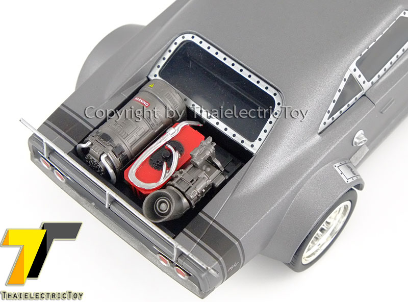 โมเดลจากเรื่อง Fast 8 รถ Ice Charger ของดอม โดมินิค ทอเร็ตโต้ ขนาด 1/24 ของแท้จาก Universal
