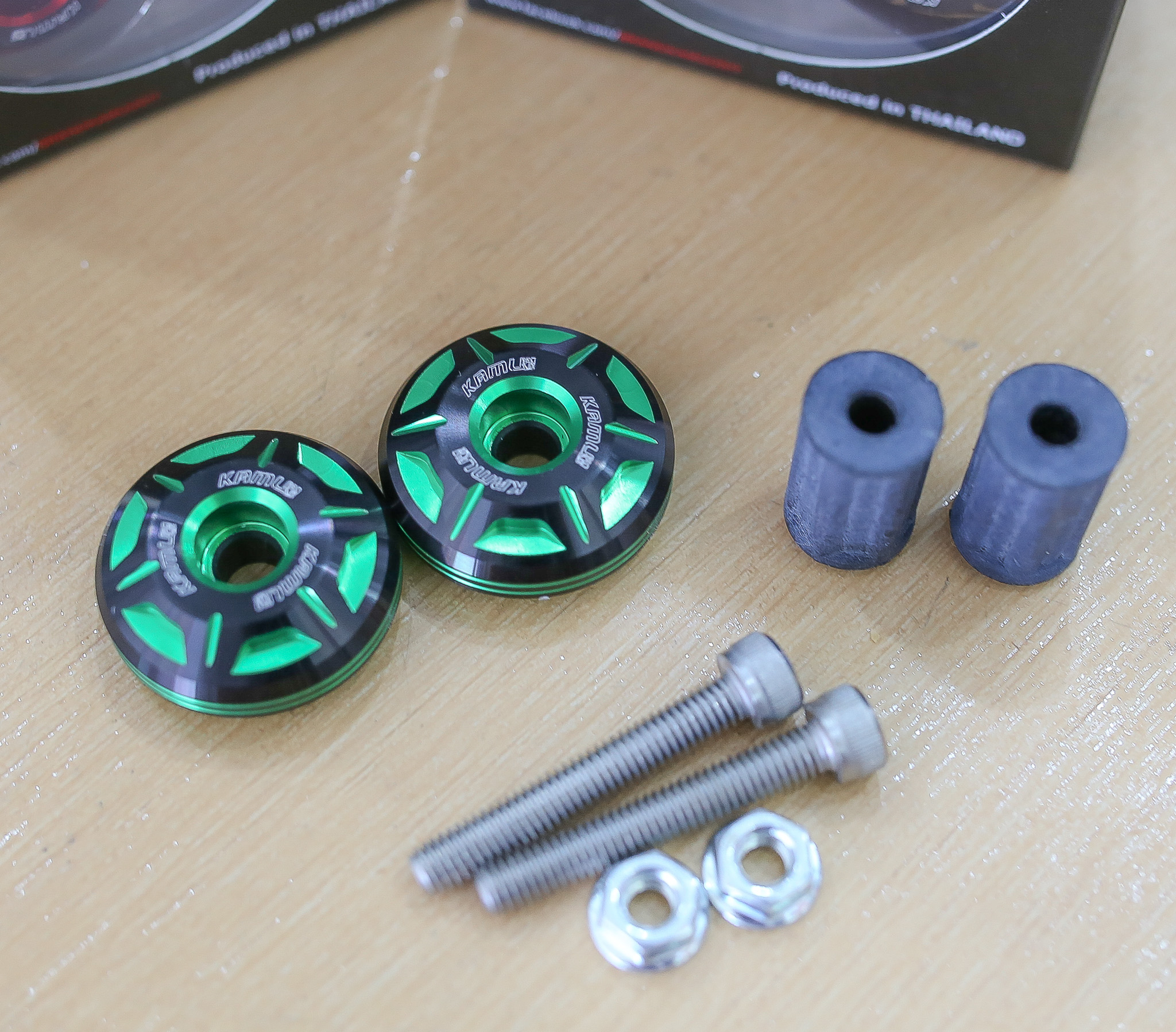 ปลายแฮนด์ KAMUI 2-Tone ใส่ได้ทุกรุ่น ราคา650