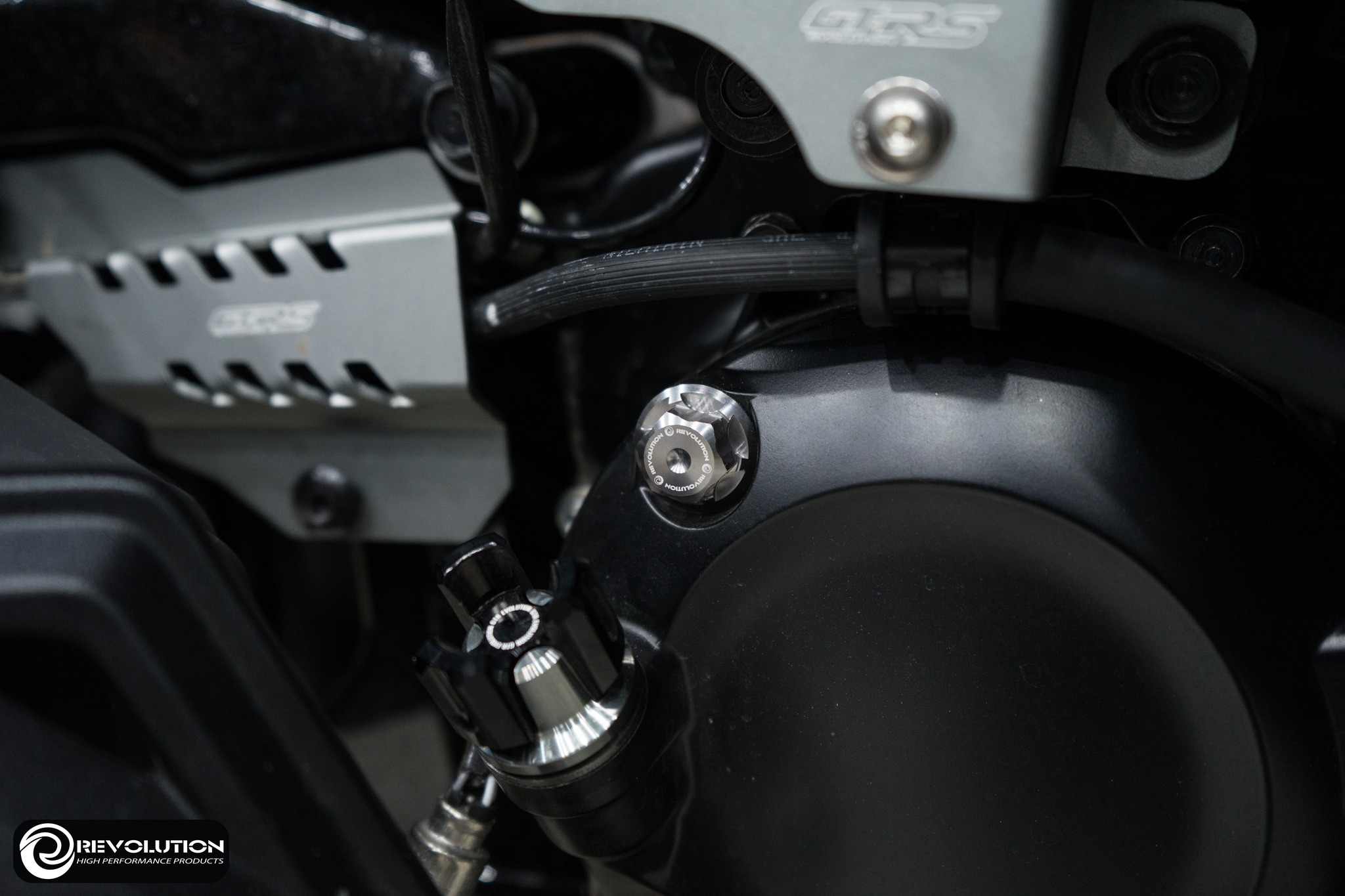 น็อตปิดจานไฟ REVOLUTION ADV-350/FORZA-350/300 NEW