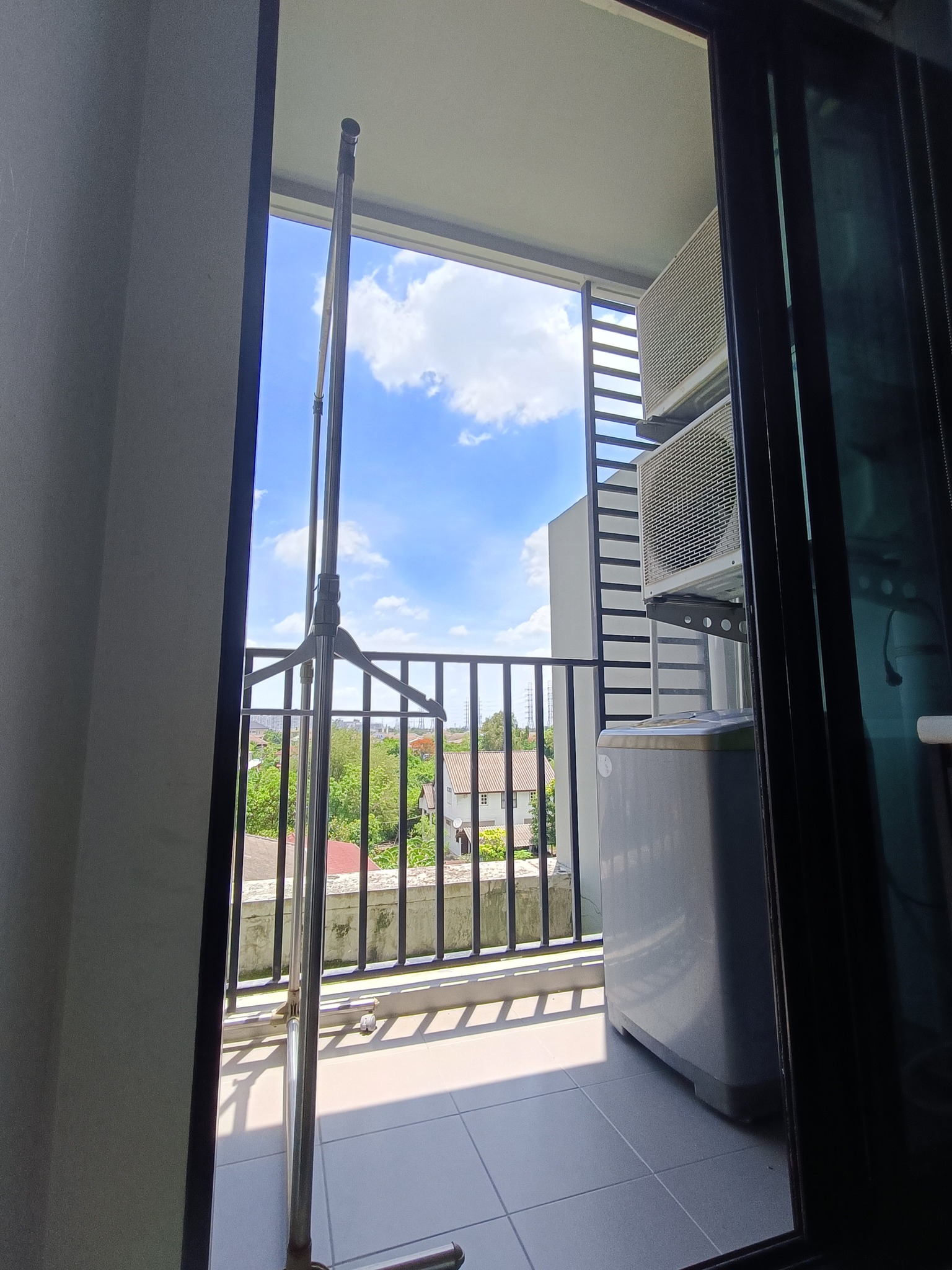 เดอะ เบส แจ้งวัฒนะ - THE BASE CHAENGWATTANA (VIP)