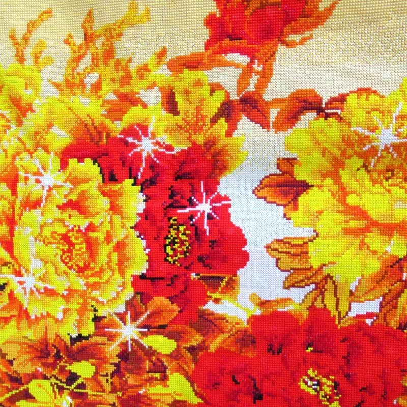 peacock-1140 *สินค้าหมด* ชุดปักครอสติส ลายนกยูงทองในสวนโบตั๋นทองคำ (ปักเต็มผืนผ้า ผ้า11CTพิมพ์ลาย ปัก 3 เส้นเล็ก) ขนาดใหญ่ 149*63 ซม.ผ้าครอสติช 11CTพิมพ์ลายปักบนผ้า ไหมคอตตอน 36 สี ผังลาย เข็ม