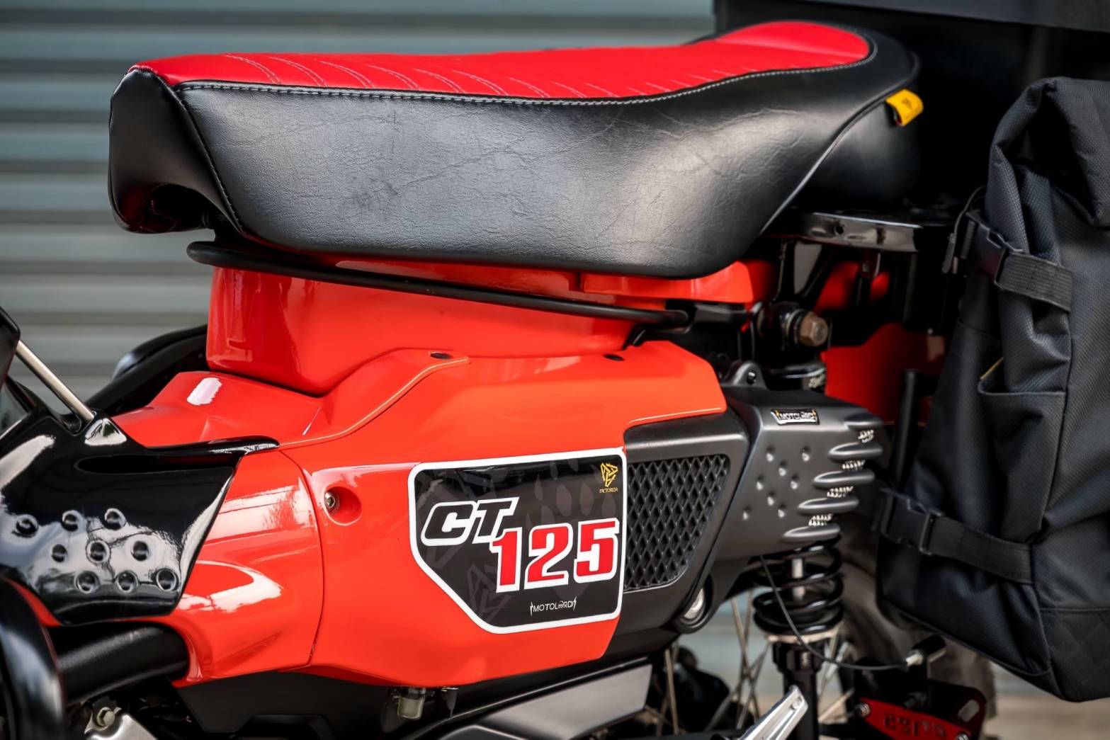 ครอบกรอง ตรงรุ่น Honda CT-125 MotolordD V2 ราคา 1200บาท