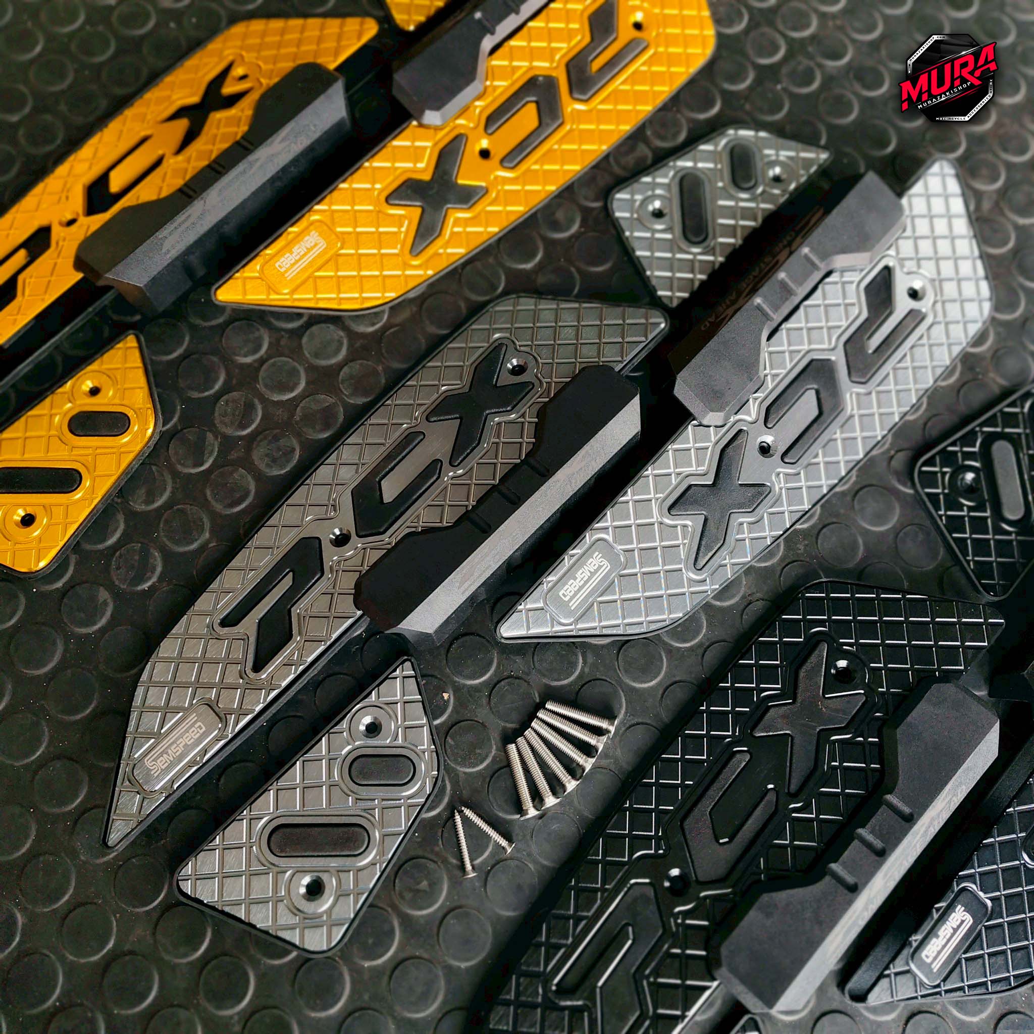 กพักเท้าหน้า Semspeed PCX160 ปี2025 มีมา 5 สี แบบมีกีนล้มข้าง ราคา 1250.-