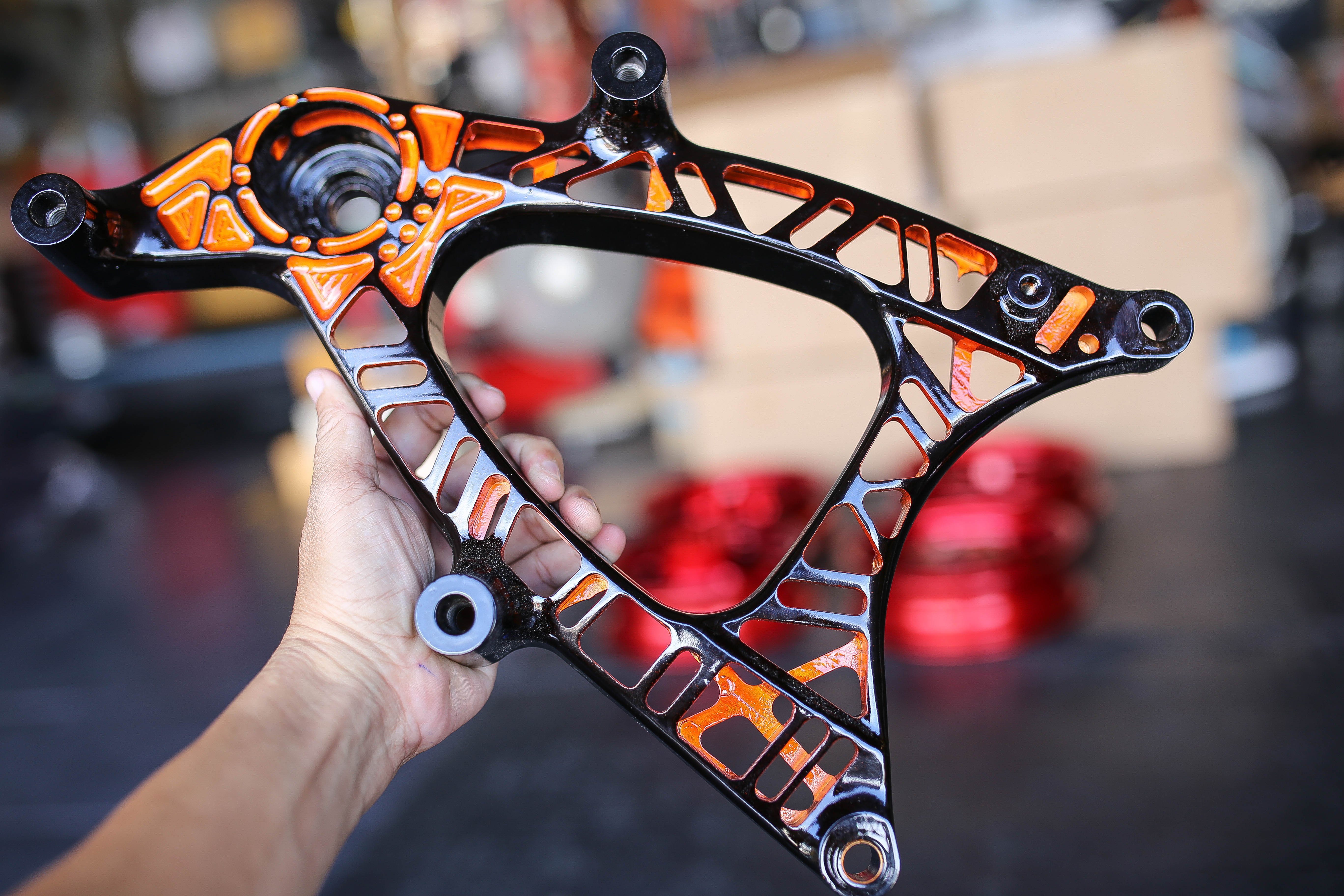 สวิงอาร์มเจาะสล็อต GIORNO125/สีทูโทน [สับเดิม1500]