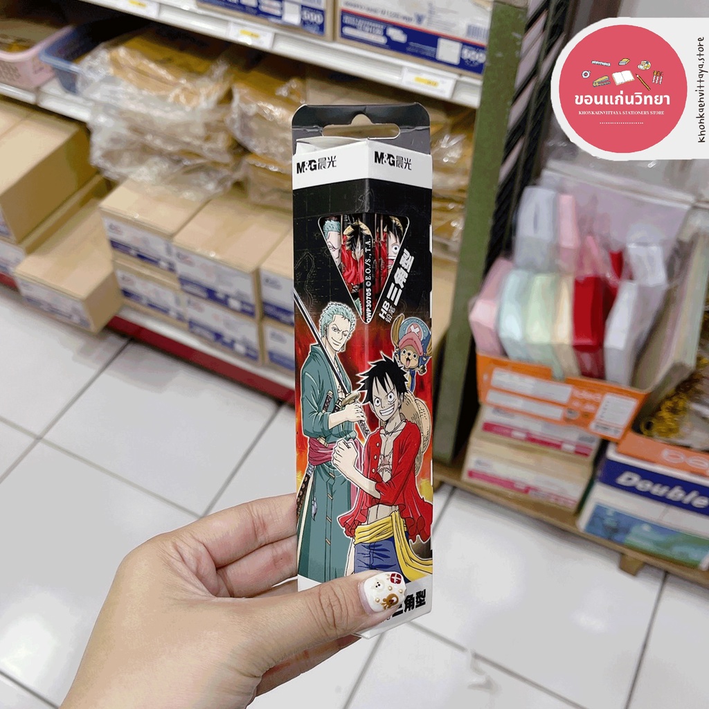 M&G QWP30705 ดินสอไม้ HB ด้ามสามเหลี่ยม สีดำ ลายลิขสิทธิ์วันพีช One Piece กล่องละ 12 ด้าม