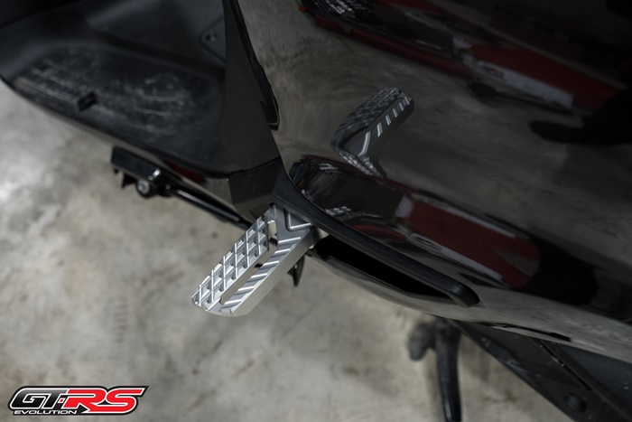 พักเท้าหลัง GTRS/CNC GIORNO125