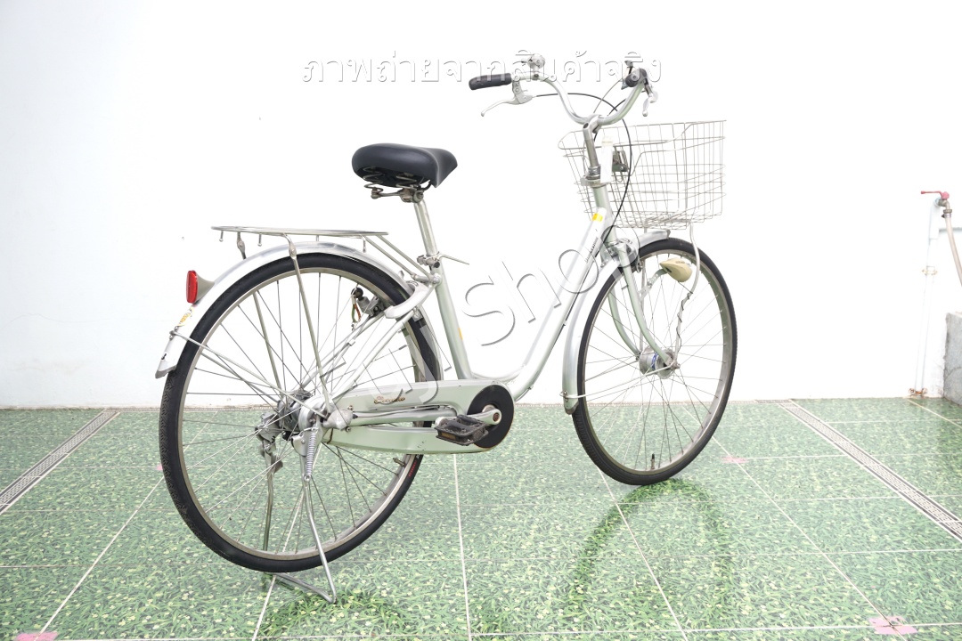 จักรยานแม่บ้านญี่ปุ่น - ล้อ 26 นิ้ว - เกียร์ดุม 3 สปีด - อลูมิเนียม - ไฟหน้าอัตโนมัติ - Bridgestone - สีเงิน [จักรยานมือสอง]