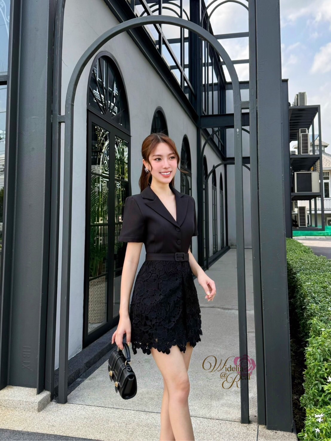 Korea Set 3ชิ้น เสื้อเบเซอร์ตัวยาว+กระโปรงสั้น+เข็มขัด 1 เส้น (ดำ)