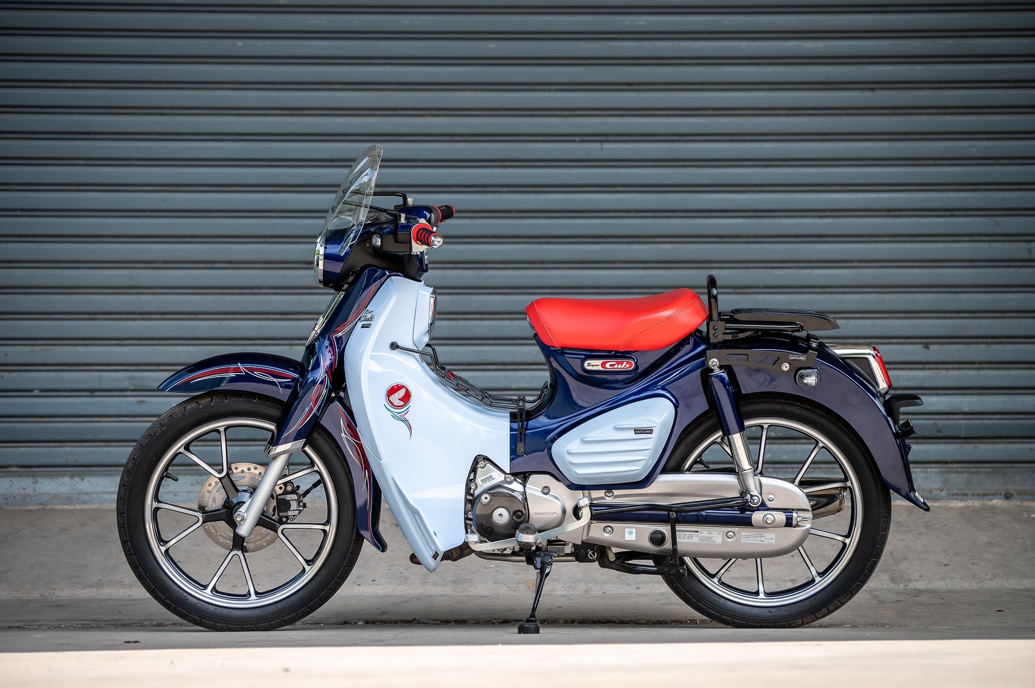 กันลาย MotoLordD HONDA C125 ราคา 2100