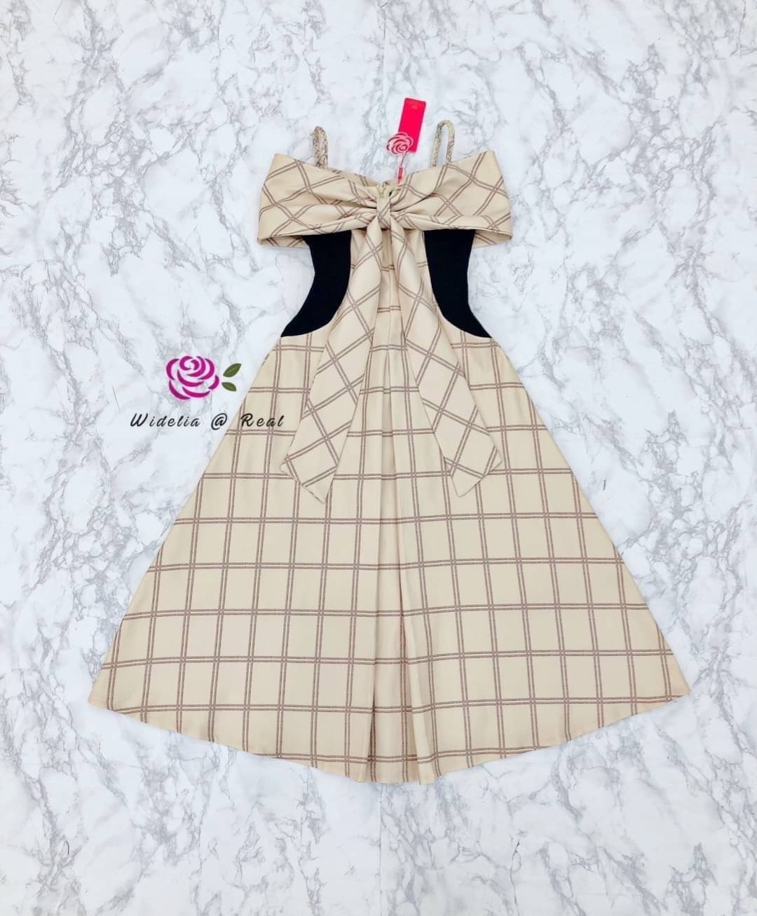 VT Maxi Dress แม็กซี่เดรสตัวยาวแสนสวย