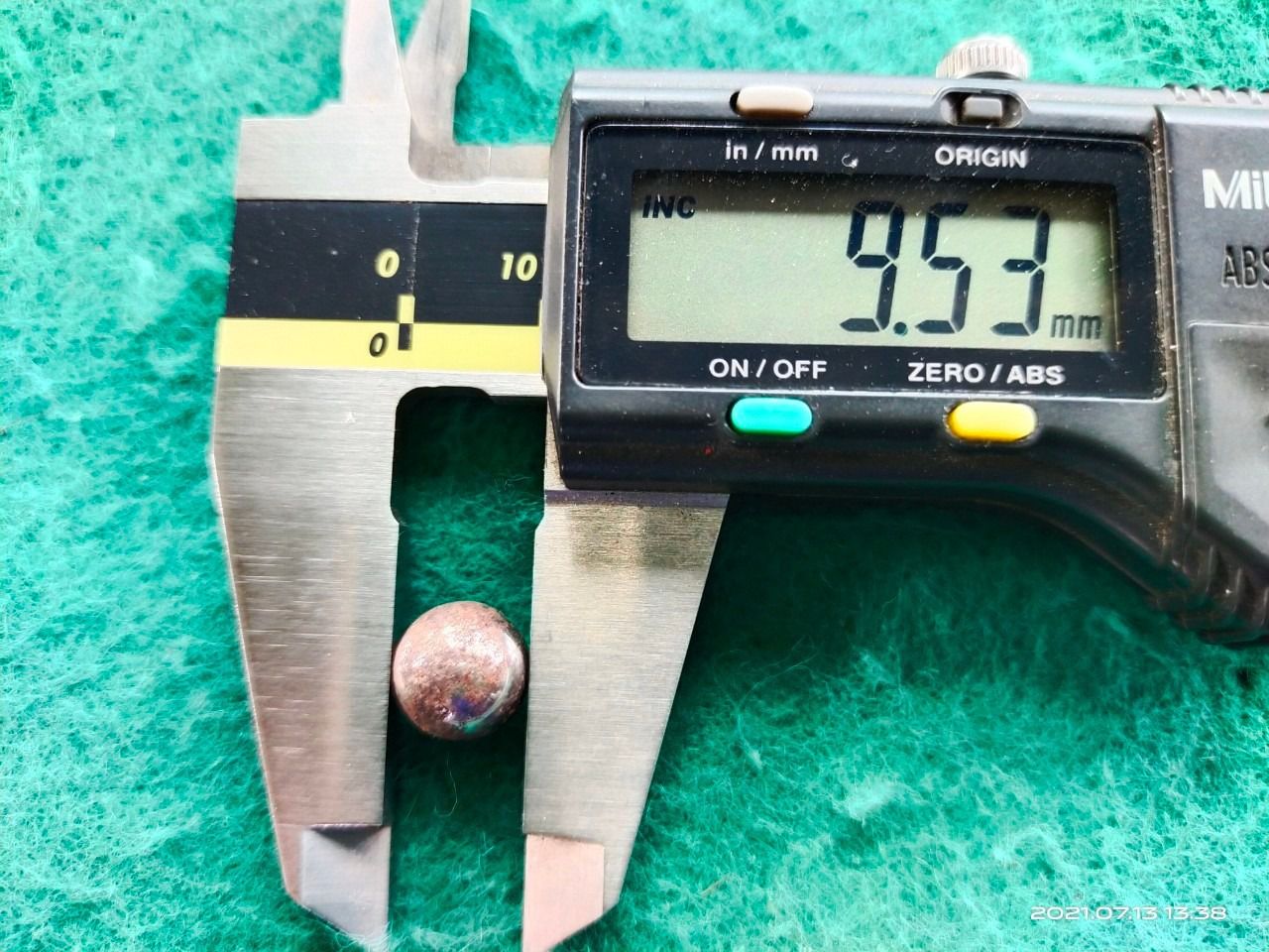 เม็ดลูกปืนกลม ขนาด 9.5 มิล