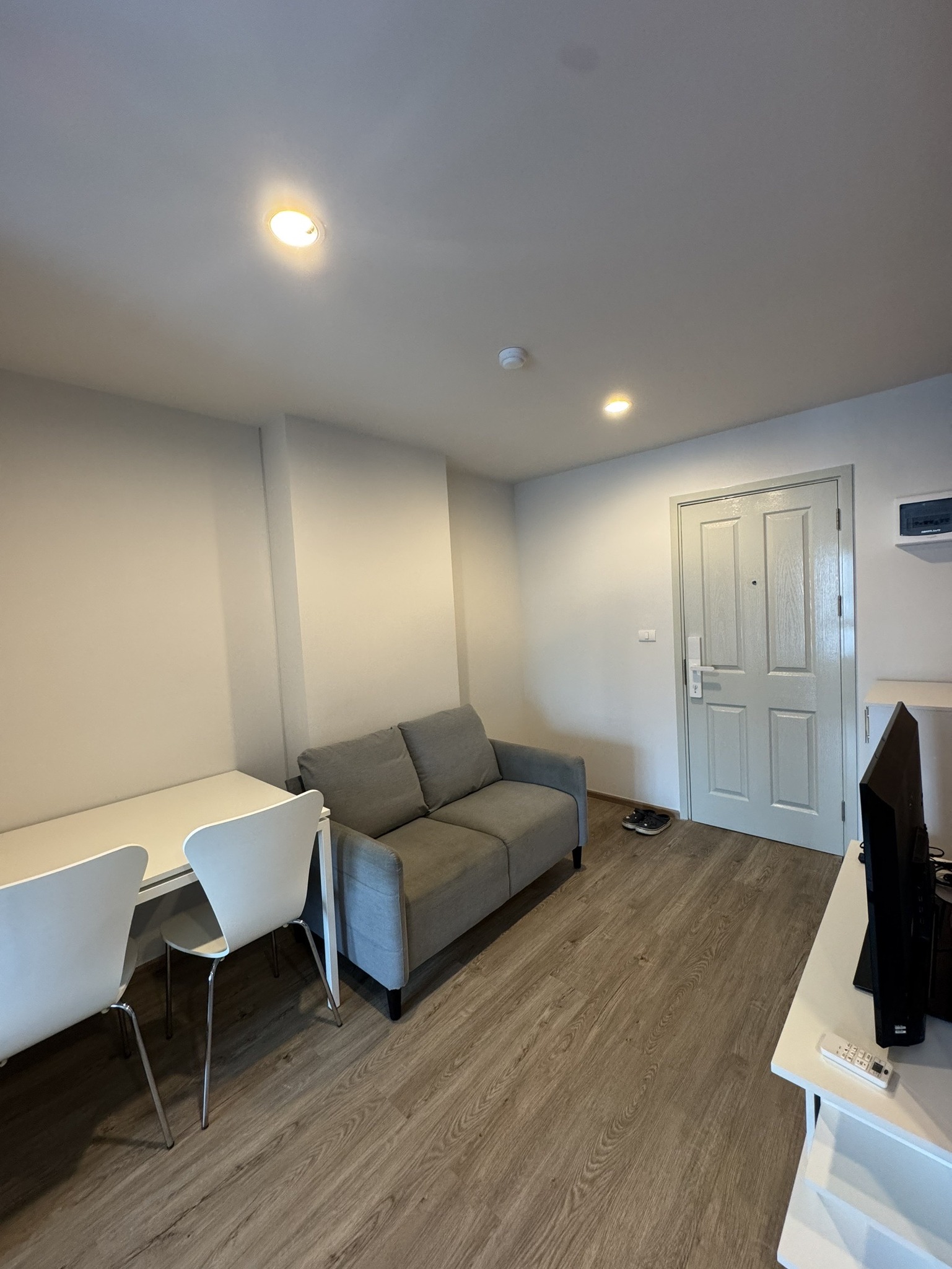 ไฮ คอนโด แจ้งวัฒนะ - HI CONDO CHAENGWATTANA (VIP)