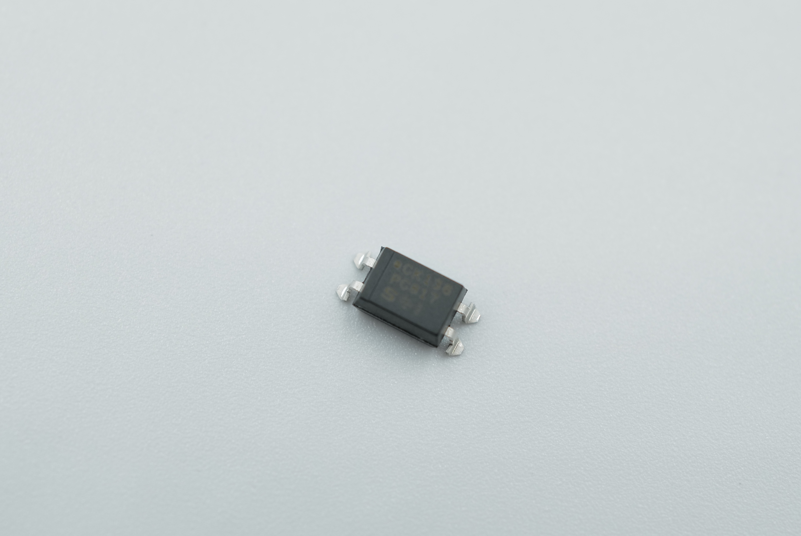 PC817 Photocoupler smd ic