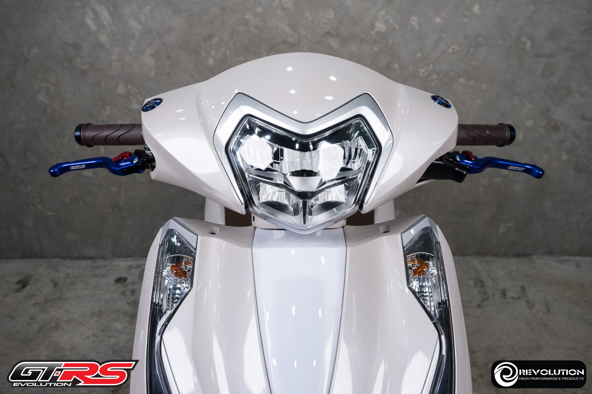 ตัวอุดรูกระจก ทูโทน REVOLUTION LEAD-125 NEW 2025 - ดำแดง - ดำทอง - ดำเทา - ดำส้ม - ดำน้ำเงิน - ดำเขียว- ดำม่วง ราคา 550 บาท/คู่