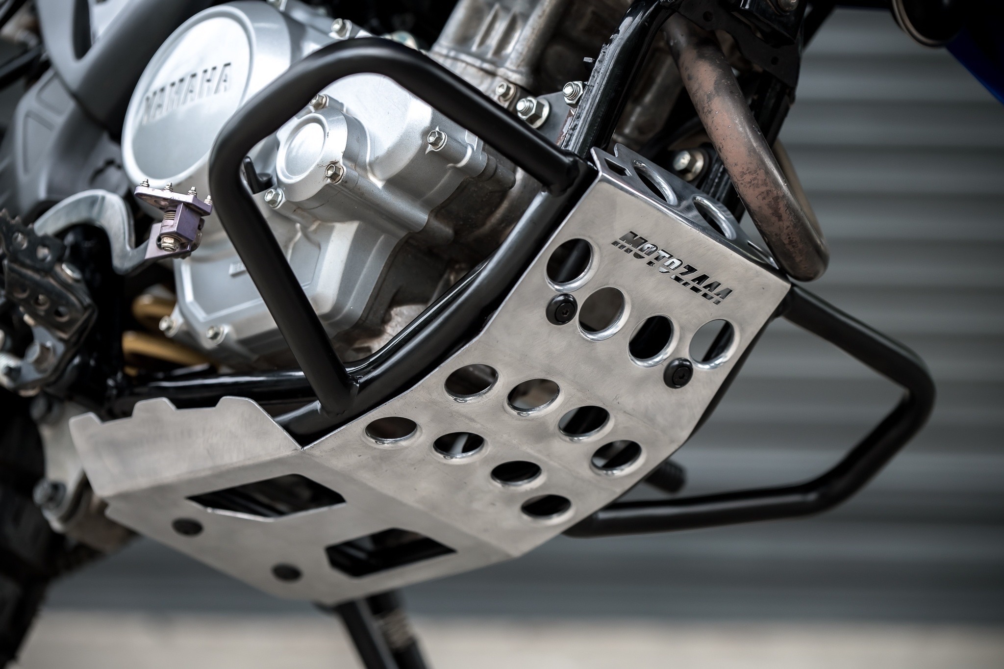 กันแค้งแคชบาร์ WR155 MOTOZAAA 3500฿