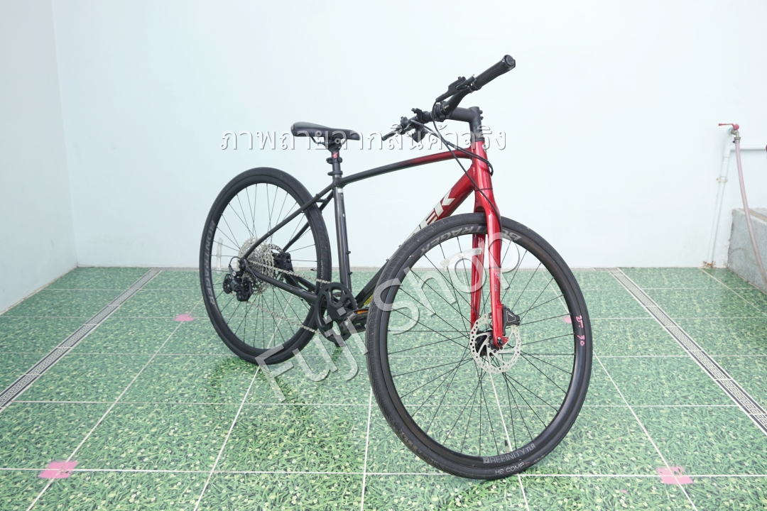 จักรยานไฮบริดญี่ปุ่น - ล้อ 700 mm. - มีเกียร์ - อลูมิเนียม - Disc Brake - TREK FX 4 - สีแดง [จักรยานมือสอง]