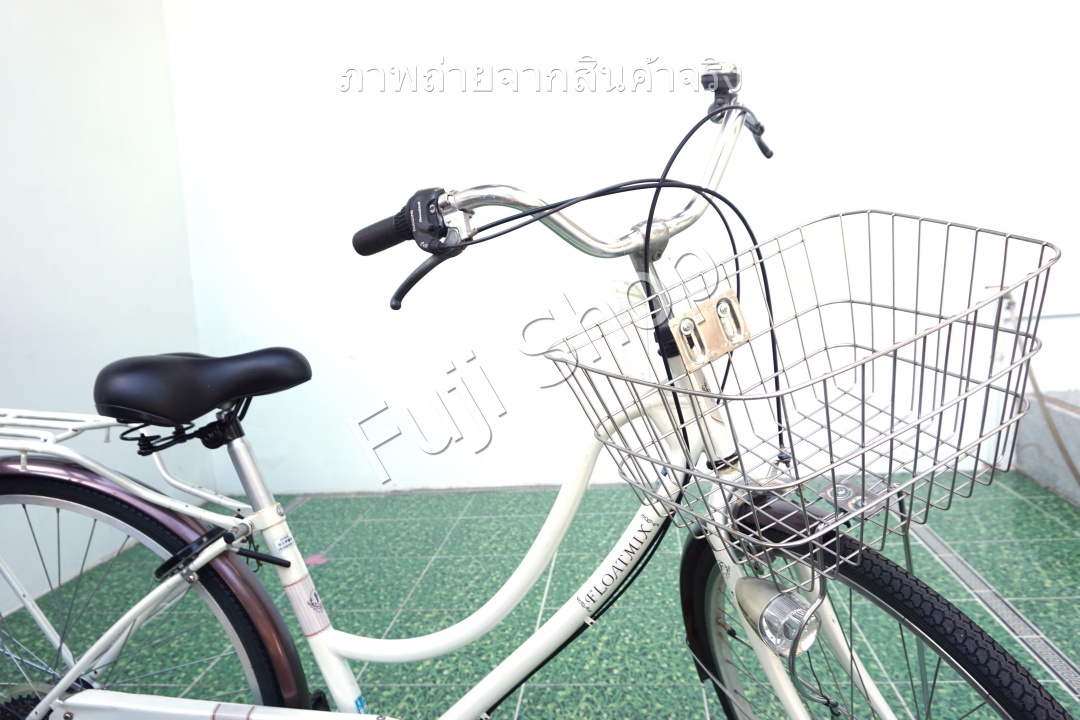 จักรยานแม่บ้านญี่ปุ่น - ล้อ 27 นิ้ว - เกียร์ 6 สปีด - ไฟหน้าอัตโนมัติ - สีขาว [จักรยานมือสอง]