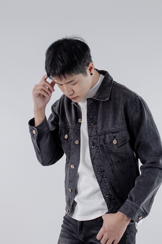 เสื้อยีนส์แจ๊กเก็ต แขนยาวผู้ชาย