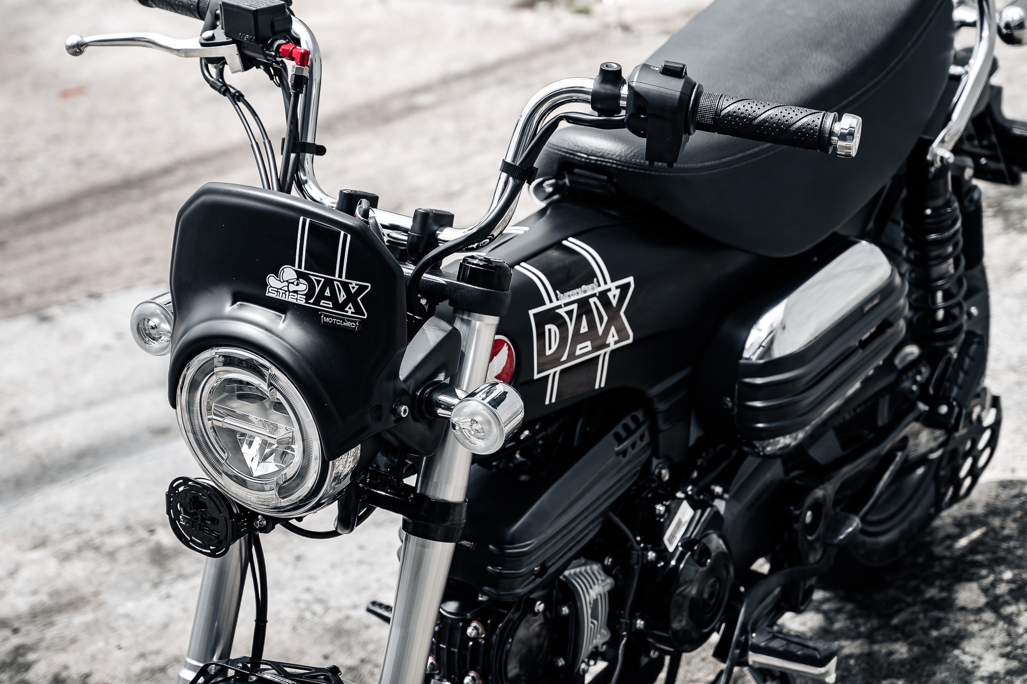 DAX 125 หมาดำ