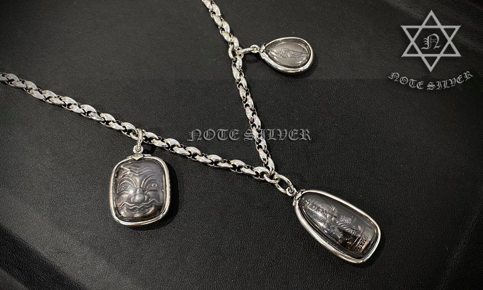 ตัวอย่างงานเลี่ยมผ่าหวายกรอบพระเงินแท้ ทรงรูปหยดน้ำ กรอบเงินแท้ Sterling Silver 925 NSSV2790
