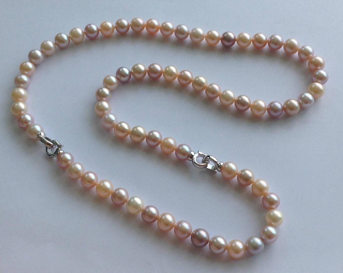 ชุดไข่มุกแท้ สร้อยคอและสร้อยข้อมือ ขนาด 8-8.5 มิล Multi-Color ,top grade