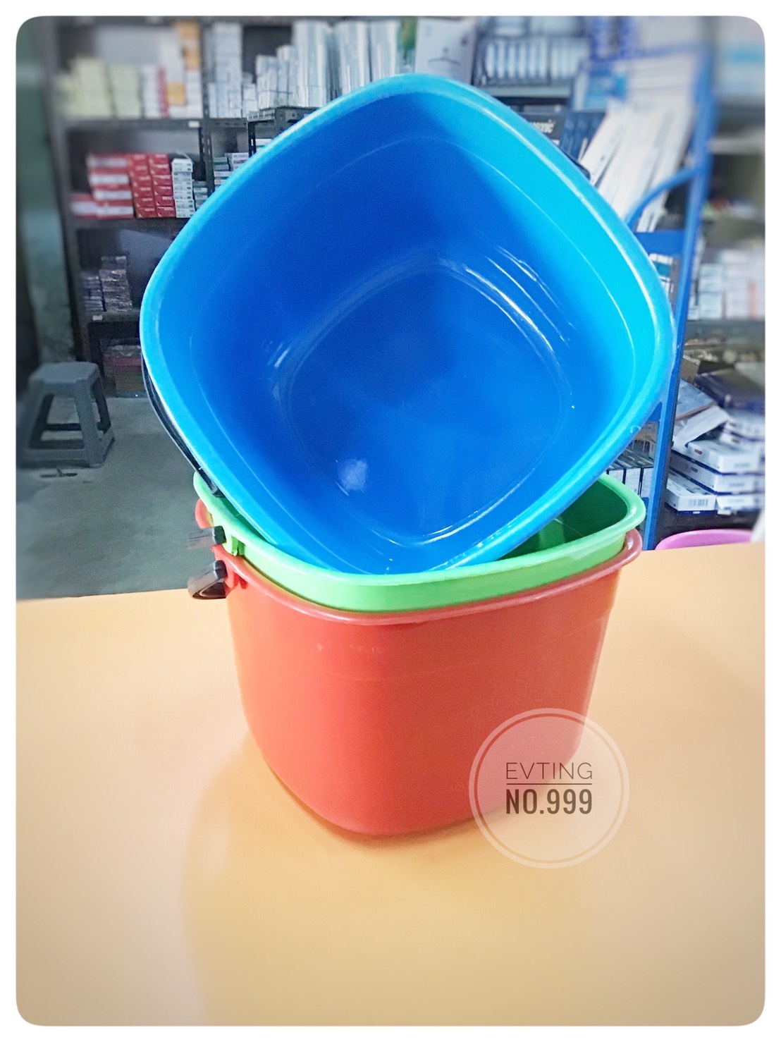 ถังน้ำเหลี่ยม No.999 สี (OS)