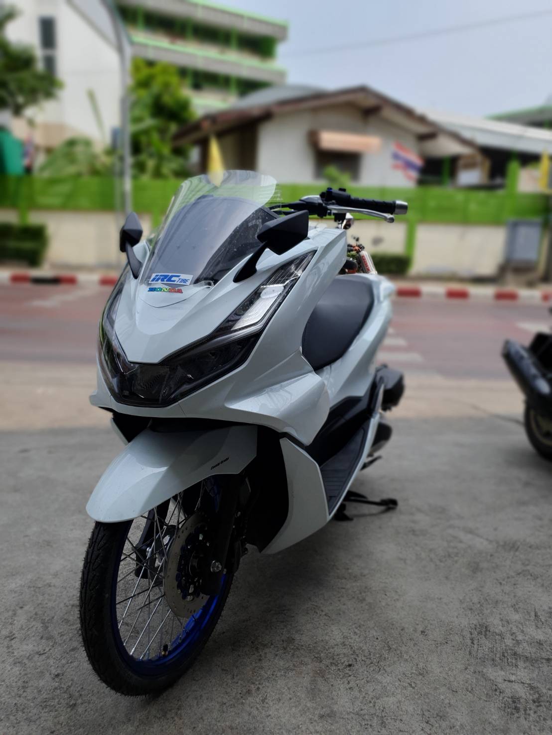 ชิวหน้าPCX 160 ฟ้า ใส ชา หนา3มิล ราคา490