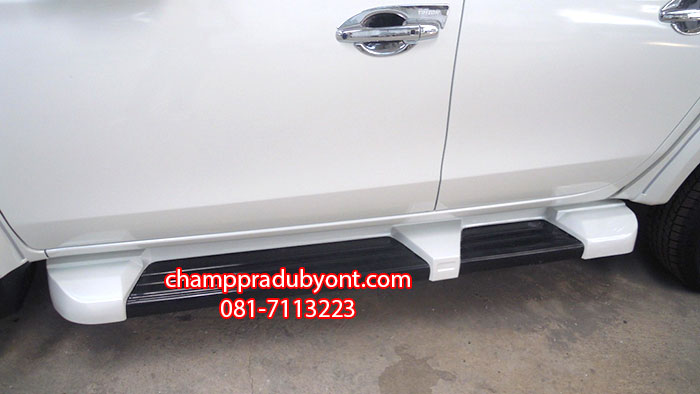 ครอบบันไดข้าง MITSUBISHI TRITON 2015-2018 4D