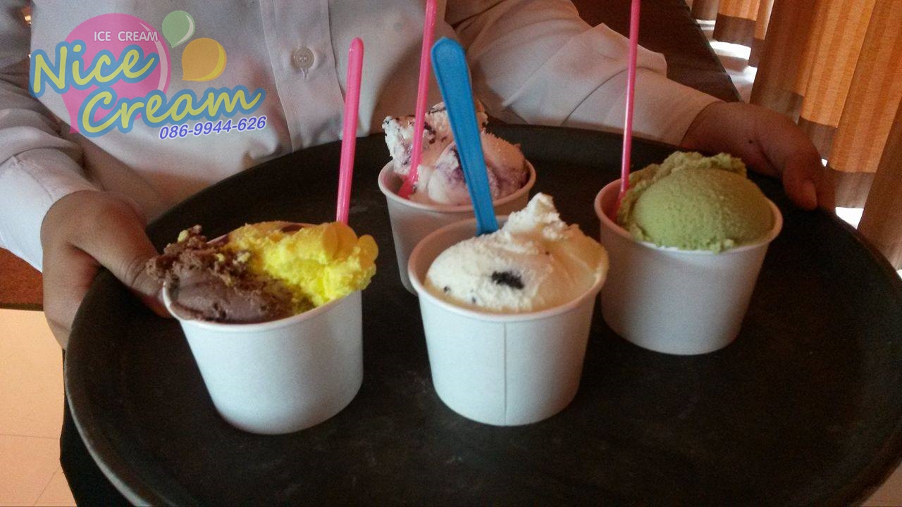 ออกบูธแจกไอศครีมในงานสมรสของคุณ เบล & กันต์ธร