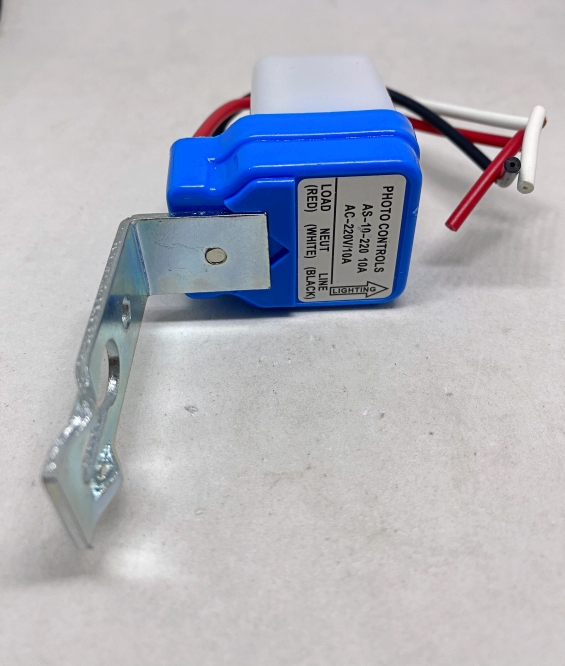 อุปกรณ์ เปิด-ปิดไฟ ด้วยแสง 10A Auto Sensor Switch / DC or AC 220V