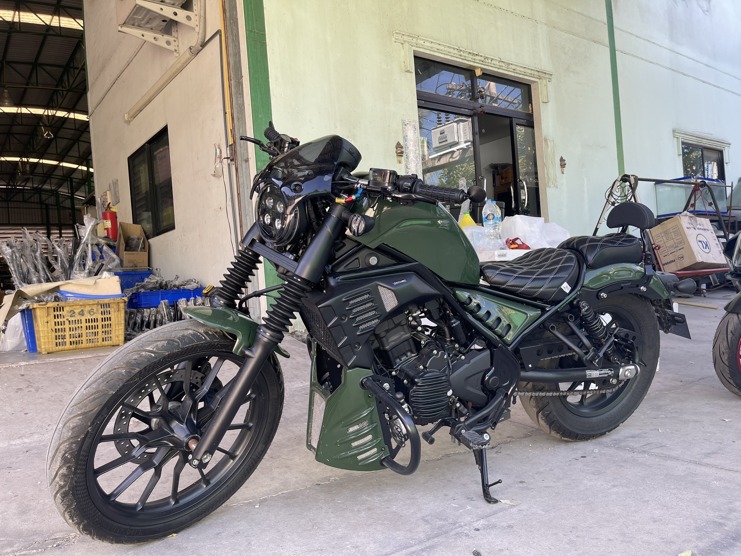 ชุดเบาะพิงหลังกันตก MotolordD #B Honda Rebel300/500