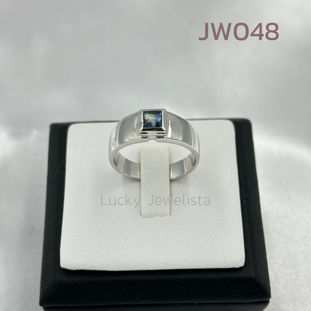 แหวนพลอยไพลิน ซีลอน Blue sapphire เผาเก่า ทรงสี่เหลี่ยม สีน้ำเงิน 1