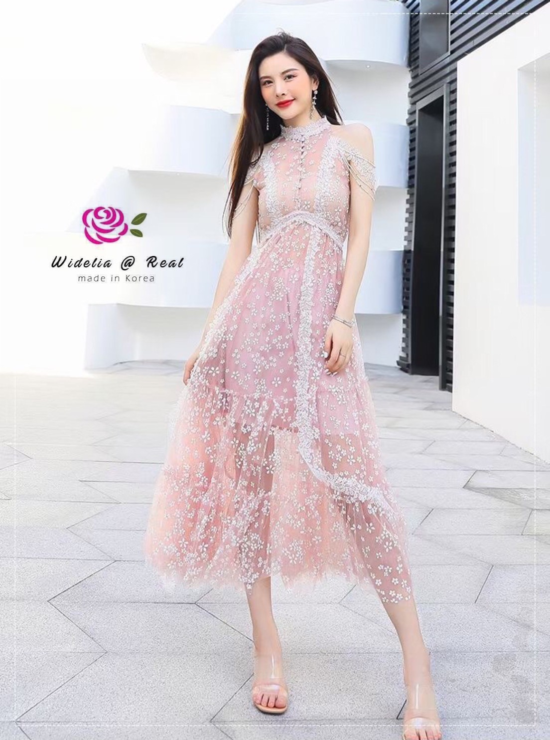 Korea Dress เดรสลูกไม้เว้าไหล่แสนสวย