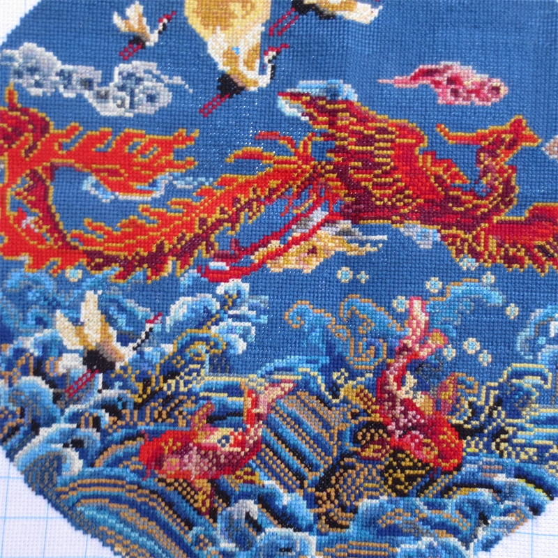 phoenix-1009 *สินค้าหมด* ชุดปักครอสติช ลายหงส์ฟินิกซ์กับฝูงปลาและนกกระเรียน (ปักเต็มผืนผ้า ไม่มีเดินเส้น ผ้า11CTพิมพ์ลาย ปัก 3 เส้นเล็ก) ขนาด 50*50 ซม.ผ้าครอสติช 11CTพิมพ์ลายปักบนผ้า ไหมคอตตอน 28 สี ผังลาย เข็ม