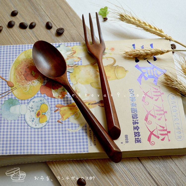 Brown Spoon & Fork Wood Set ช้อนส้อมไม้สีเข้ม