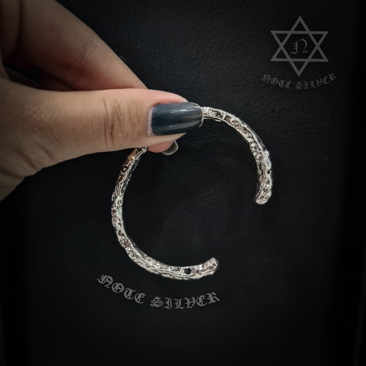 ข้อมือเงินแท้กราฟฟิกSterling Silver 925 NSBL3408