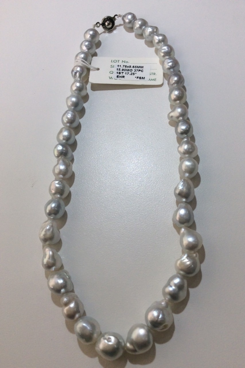 สร้อยคอไข่มุกบาร็อค south sea ขนาด 9.65x11.78 มิล สีขาว
