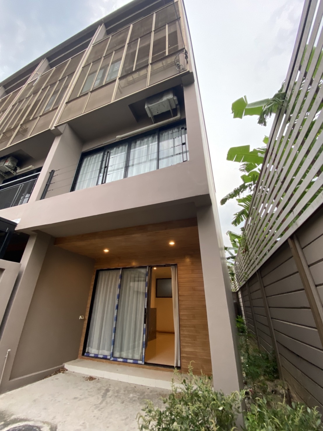 เฮ้าส์ นีช แจ้งวัฒนะ - HAUS NICHE CHAENGWATTANA