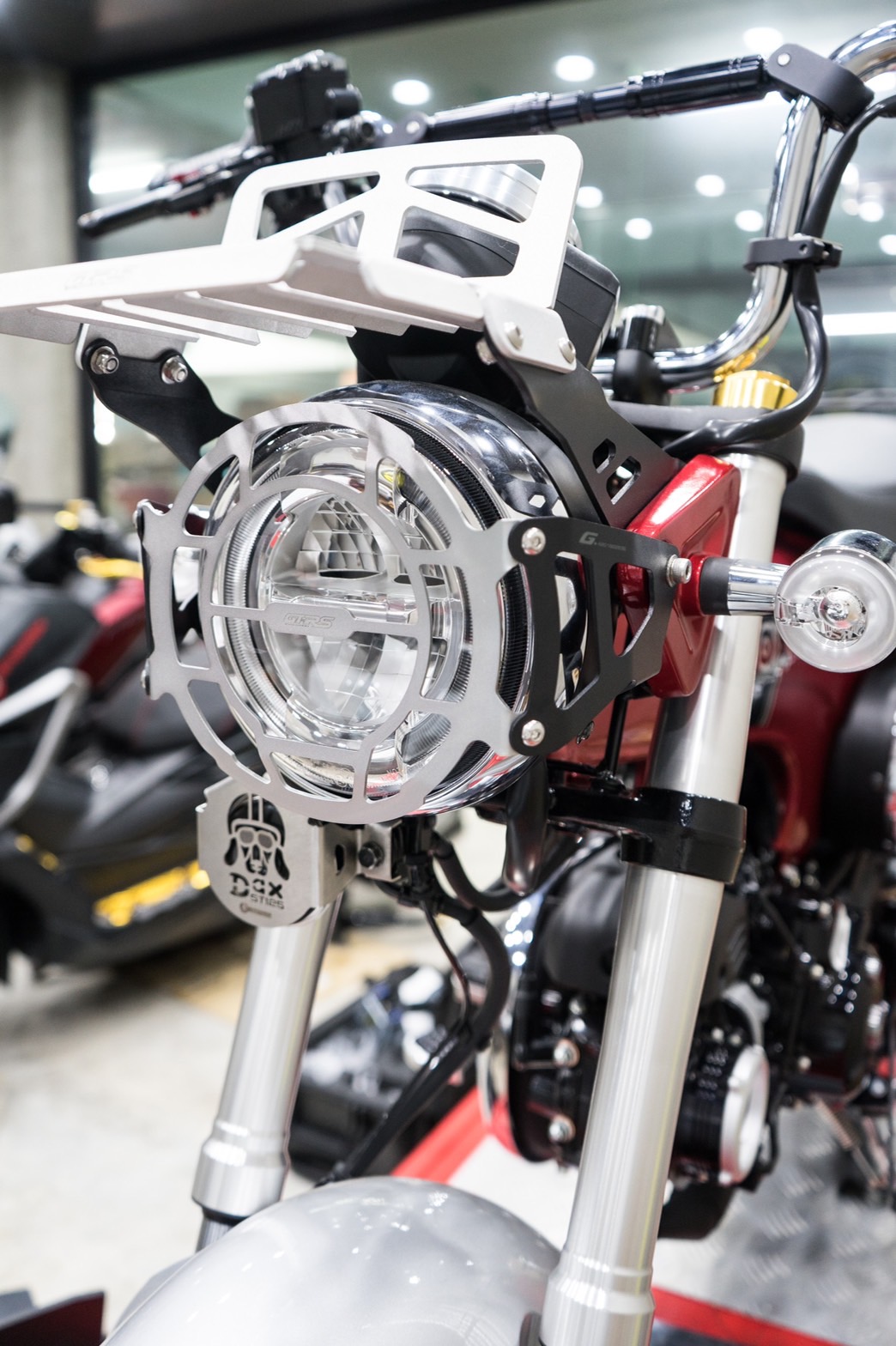 การ์ดไฟหน้า 2D GTRS ST-125 DAX MONKEY 125 CT-125 มี2สี เงิน-ดำ ราคา1750