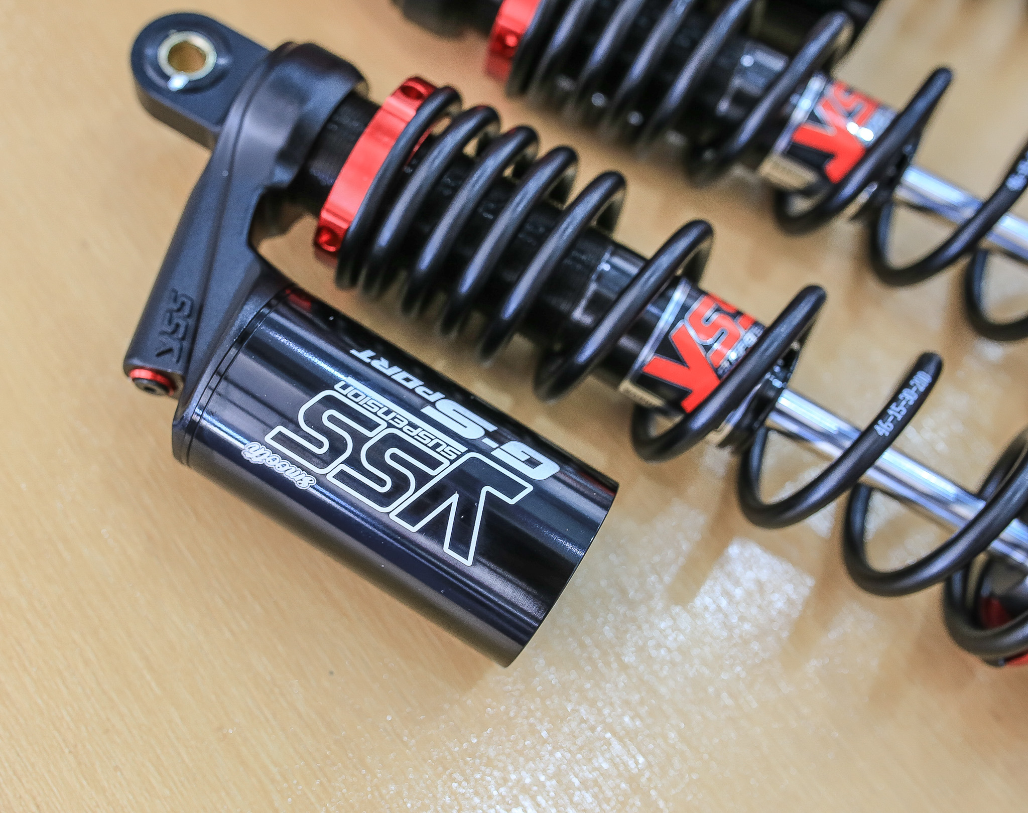 โช๊ค YSS NEW N-NAX รุ่น SMOOTH แถมสปริง1ชุด ความสูง310MM G-SPORT ราคา8200