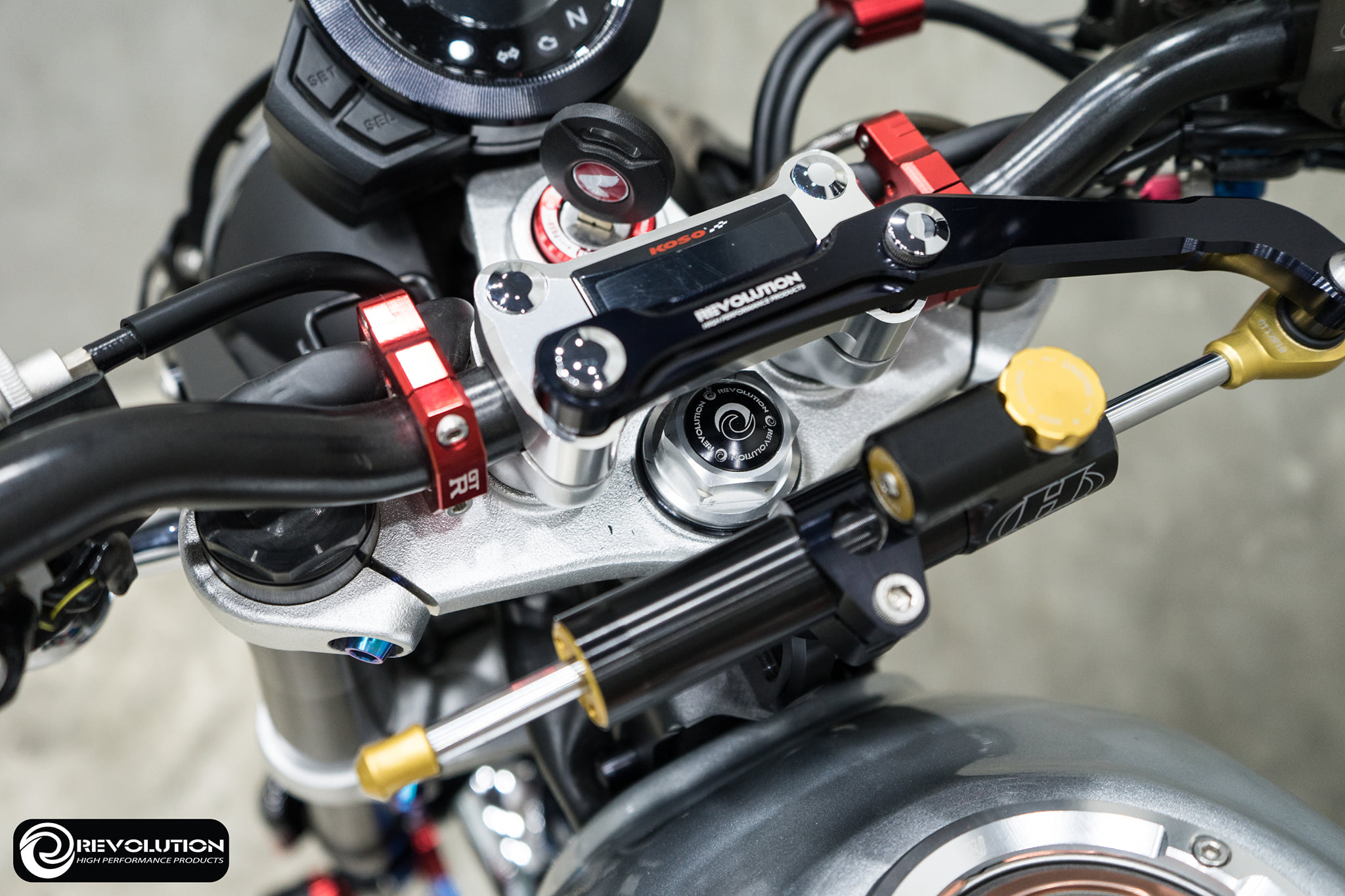 ขากันสบัด CNC REVOLUTION MONKEY-125 ราคา4500