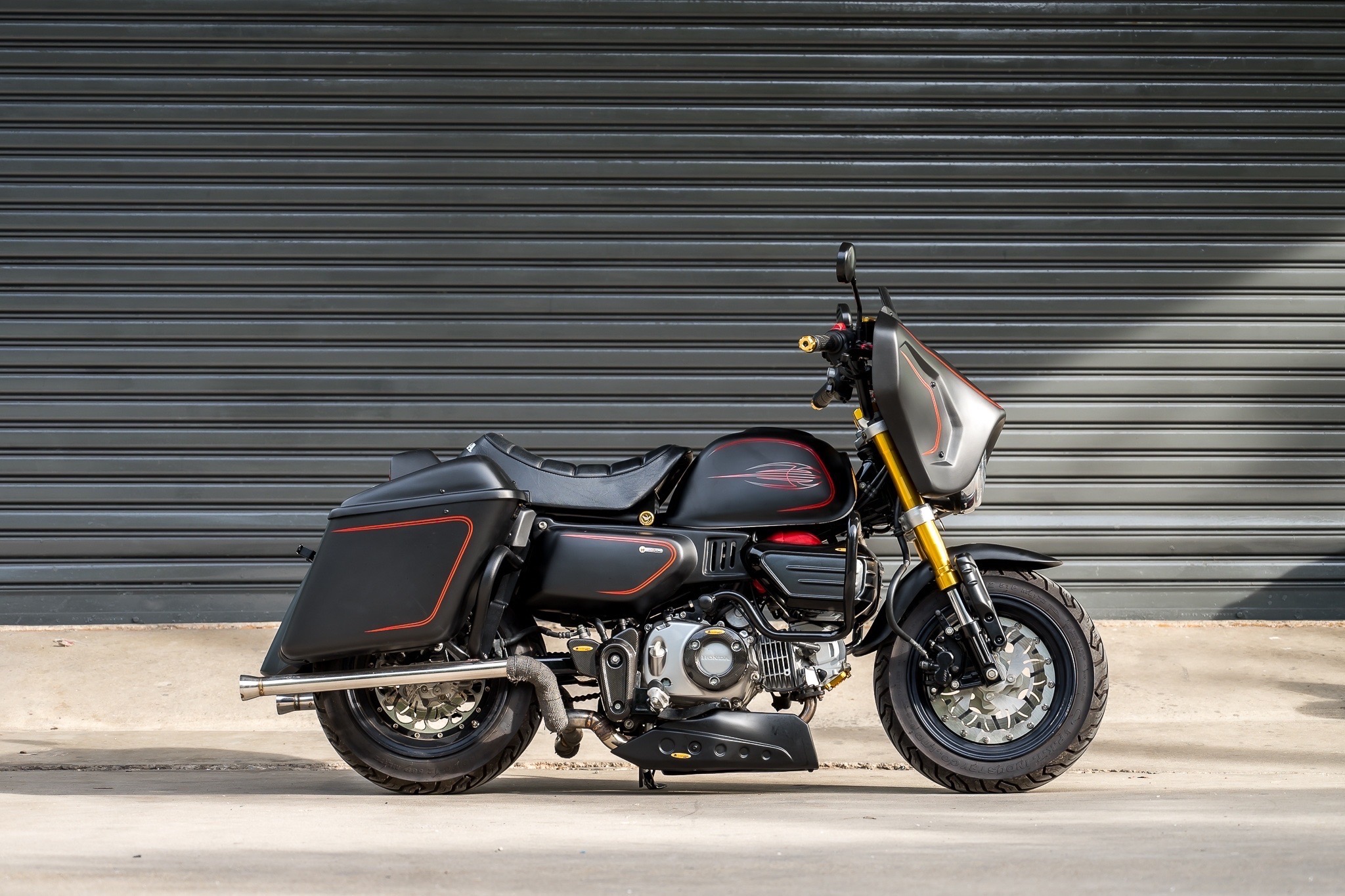 ชุดแต่งMonQeyKingBKK monkey125