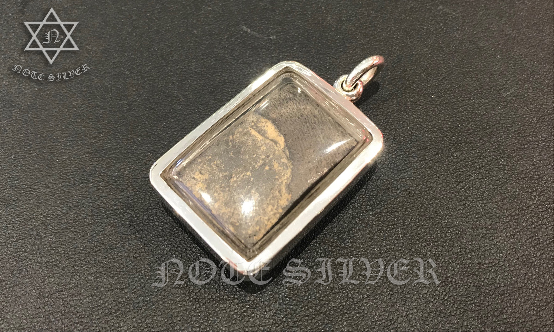 กรอบพระแบบเรียบ งานเข้าทรง ทรงสี่เหลี่ยม Sterling Silver 925